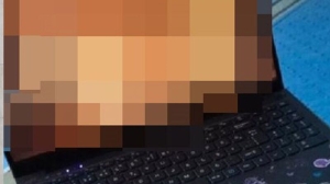 pornografik-sinema-acip-toplumsal-medyada-paylasan-2-kiz-yurttan-uzaklastirildi-IcdHCUOp.jpg