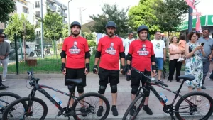 chp-ceyhan-genclik-kollarindan-ozgurluk-pedallari-etkinligi-LMZVPt9x.jpg