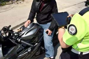orduda-trafik-denetimleri-17-bin-arac-kontrol-edildi-YrabGgk6.jpg