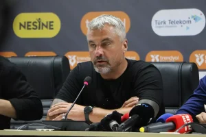 samsunspor-avrupaya-veda-etti-gwEdIHkQ.jpg
