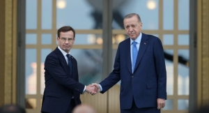 turkiye-dosyasi-tuvalette-unutuldu-dunya-bu-skandali-konusuyor-B5K9l5Wz.jpg