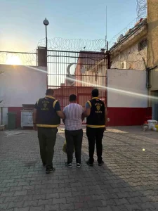 aydinda-cezaevi-firarisi-yakalandi-VU3Qeu8S.jpg