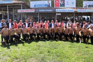 beyagacta-butcesiz-festival-ve-guresler-buyuk-ilgi-gordu-H64dzxdU.jpg