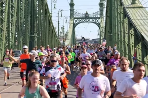 budapeste-yari-maratonu-rekor-kirdi-8KIlMyP3.jpg