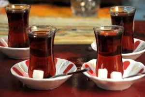 cay-diye-bakin-millete-ne-icirmisler-47WHwgda.jpg