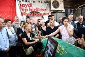 chp-akhisar-ilce-kadin-kollari-baskani-emine-guven-hayatini-kaybetti-NtQdGGTm.jpg