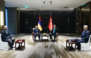 erdogan-sanghay-isbirligi-orgutu-zirvesinde-ermenistan-basbakani-pasinyan-ile-gorustu-lrbhfmXw.jpg