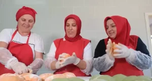 kadinlar-sporcu-cocuklara-destek-veriyor-Q8Qvg1wt.jpg