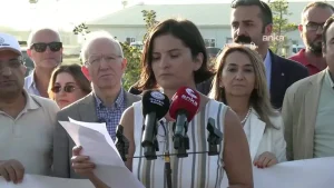 kanal-istanbulda-cevre-tahribatina-tepki-WxAPcWGe.jpg