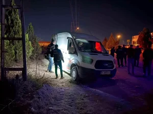 kayseride-cukurda-arac-cikarirken-tufekle-vurdular-pZQsCUj6.jpg
