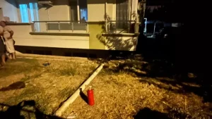 mentese-belediye-baskanina-molotof-saldirisi-RcGEQq58.jpg