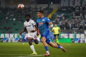 super-ligde-inanilmaz-son-caykur-rizespor-genclerbirligi-maci-nefesleri-kesti-BnFiBgHU.jpg